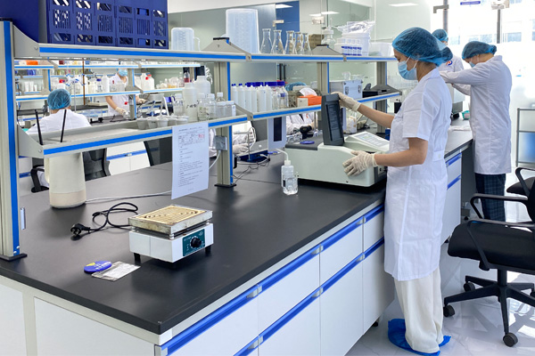 1756723726146243.jpg 實(shí)驗(yàn)室.jpg